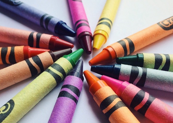 crayons-2663935_960_720.jpg